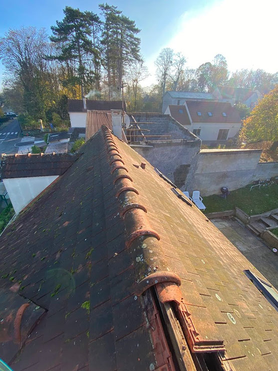 Couvreur à Colombes - Pierre Ortica Couverture dans les Hauts-de-Seine (92) Couvreur à Colombes - Pierre Ortica Couverture dans les Hauts-de-Seine (92)